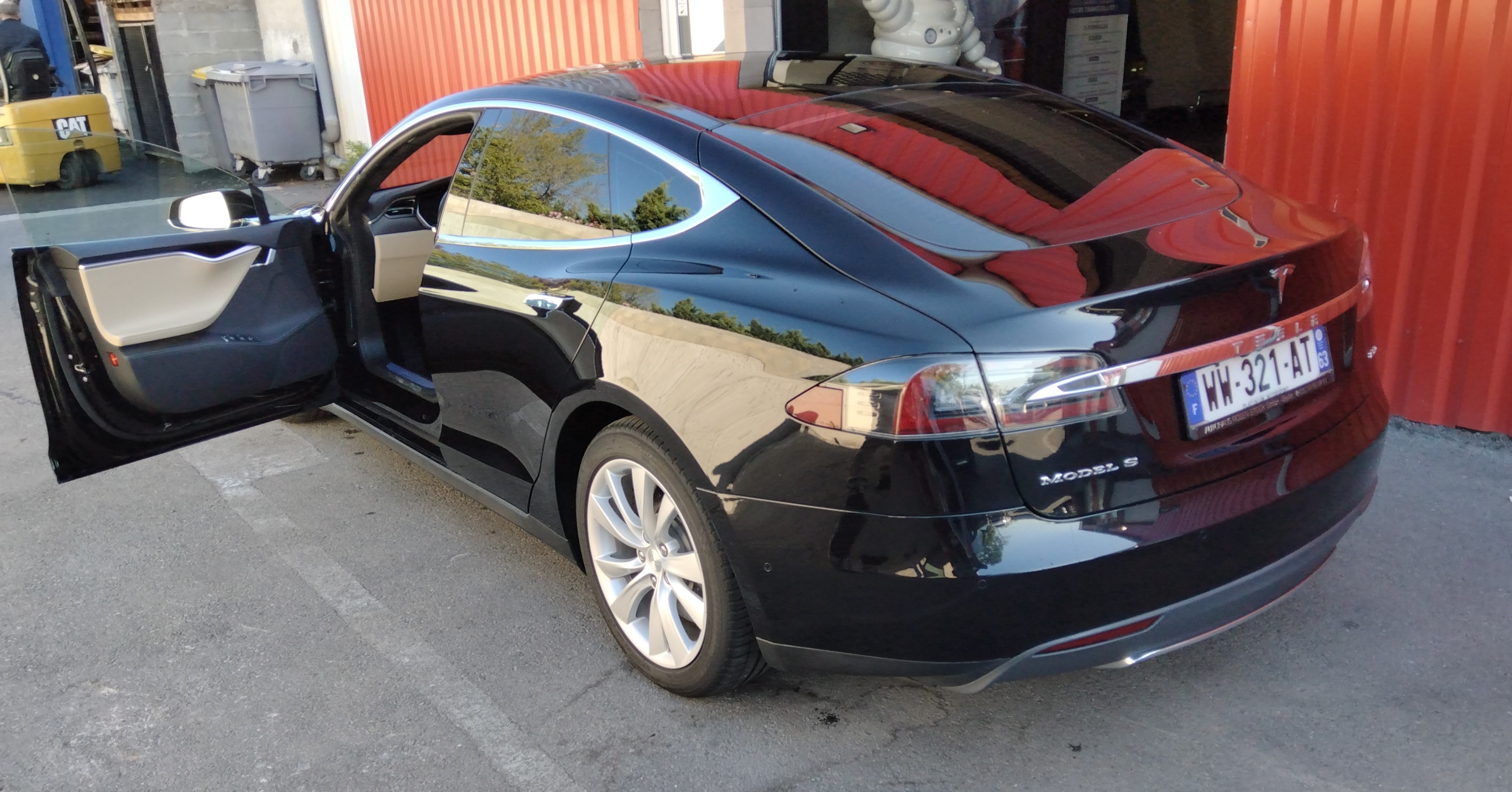 Tesla Model S